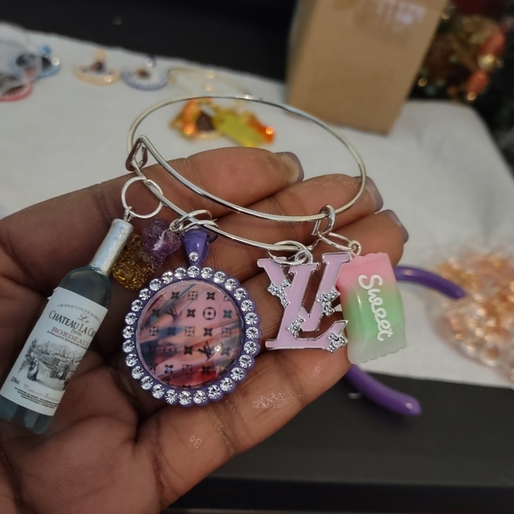 Custom bangles - Picture 11 of 13